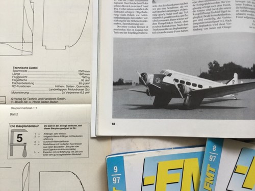 Bauplan für motorflugzeug - bauplan,